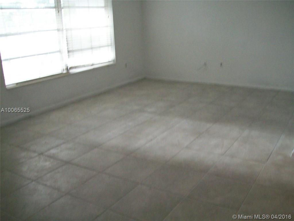 Sunrise Golf Village Sec - Residential