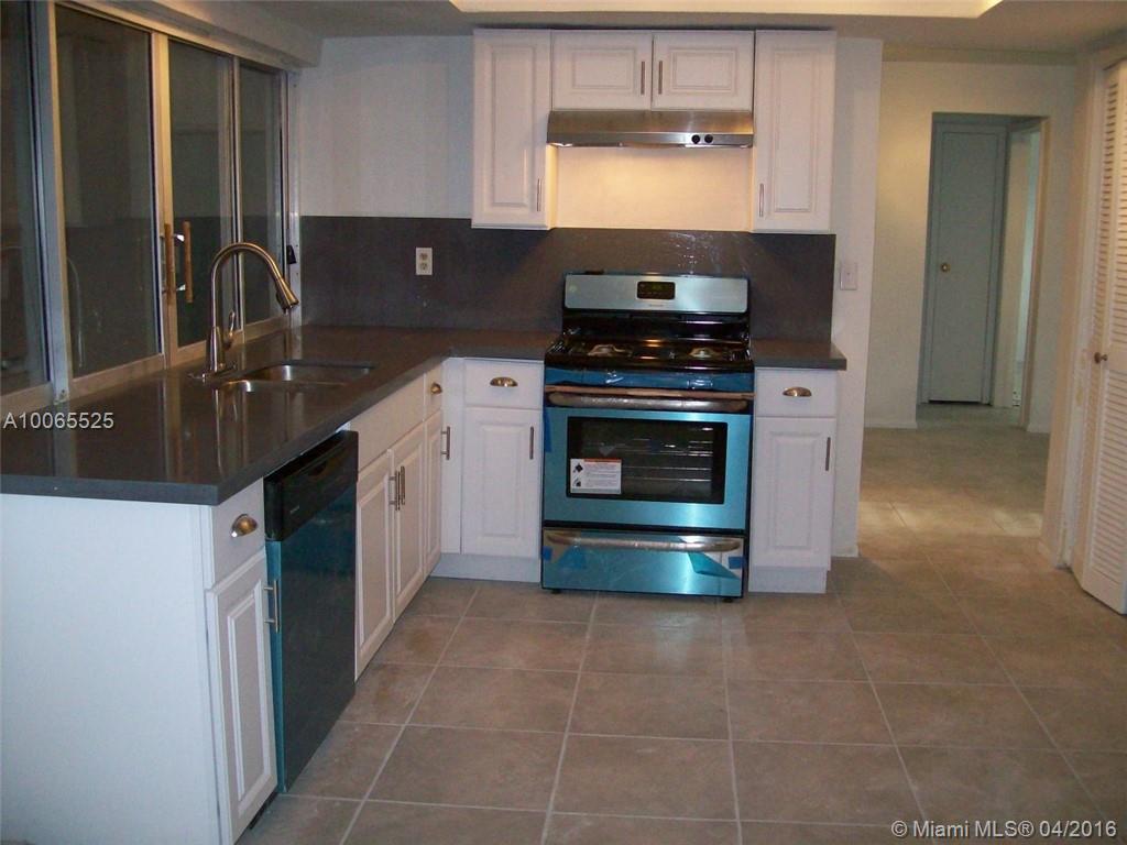 Sunrise Golf Village Sec - Residential