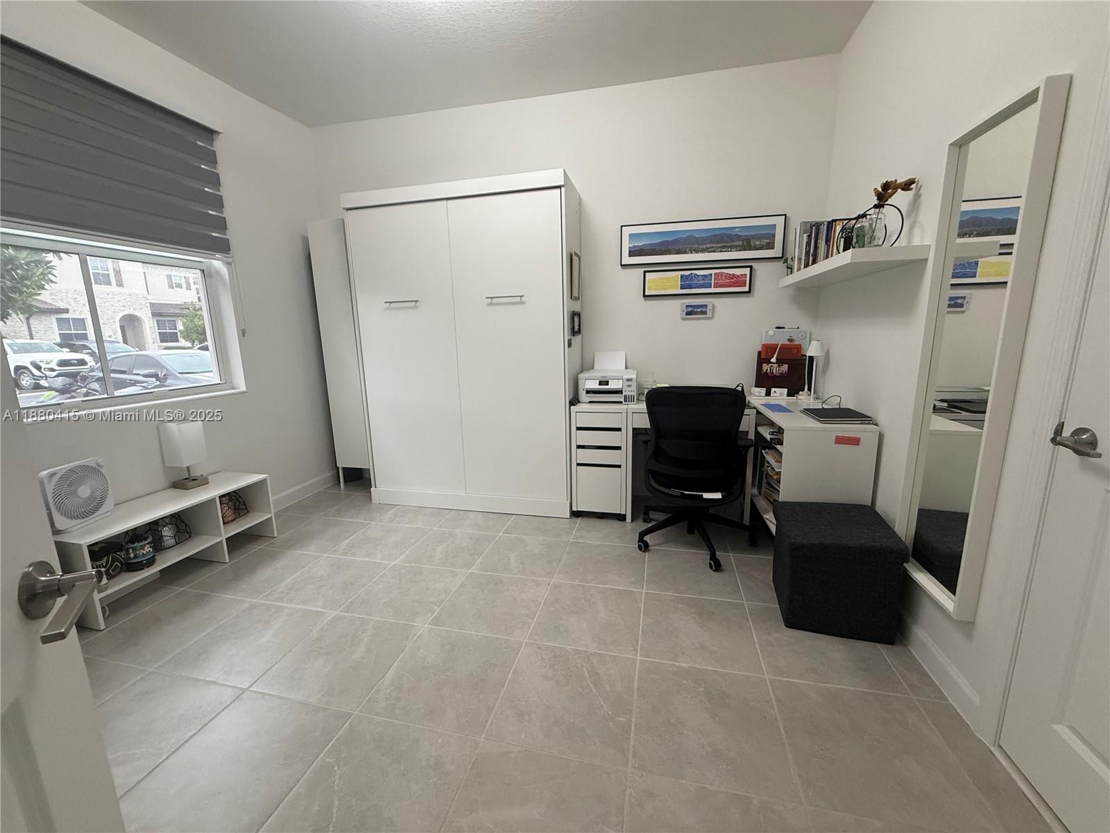 GOLF PARK SEC 1 - Residential Lease