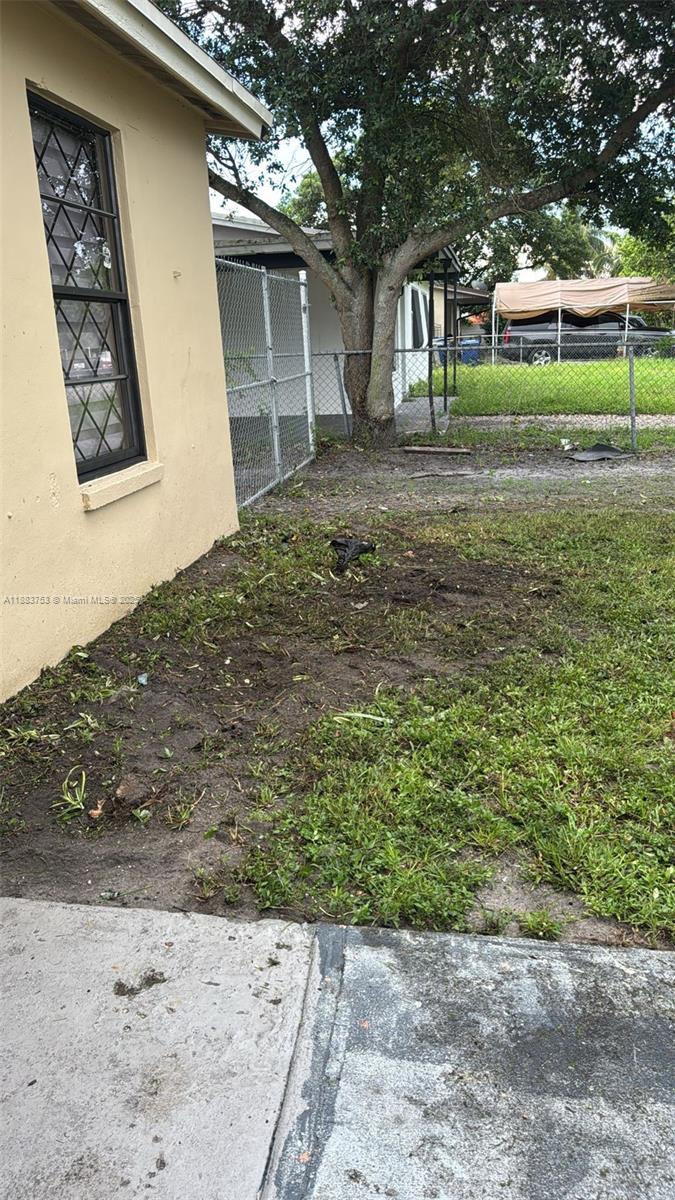 WESTWOOD PARK SEC 3 - Residential Lease