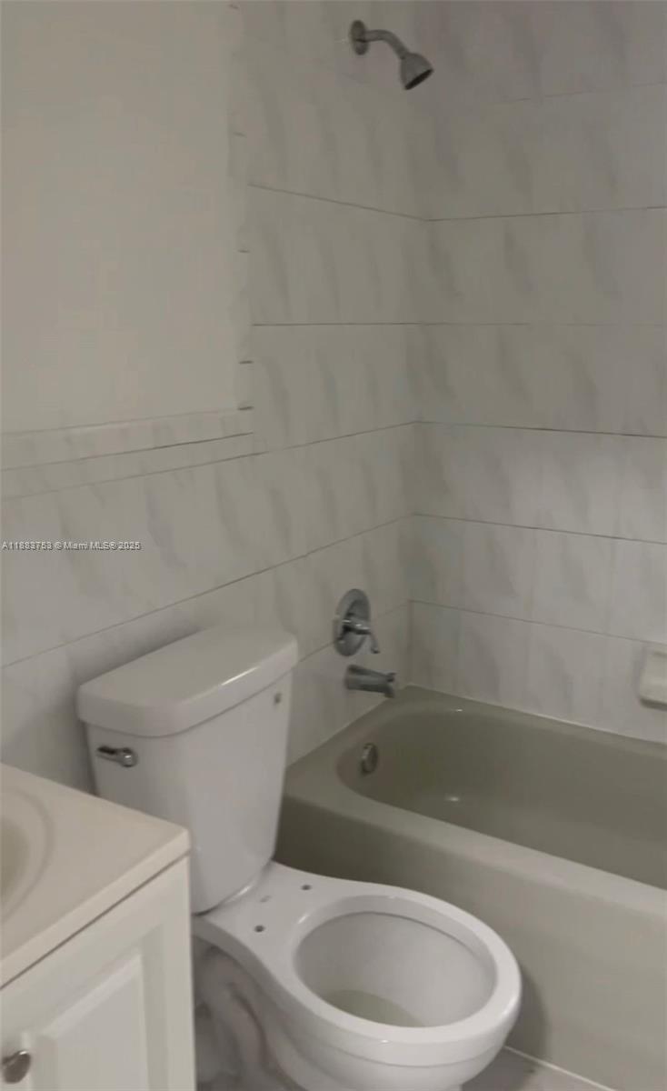 WESTWOOD PARK SEC 3 - Residential Lease