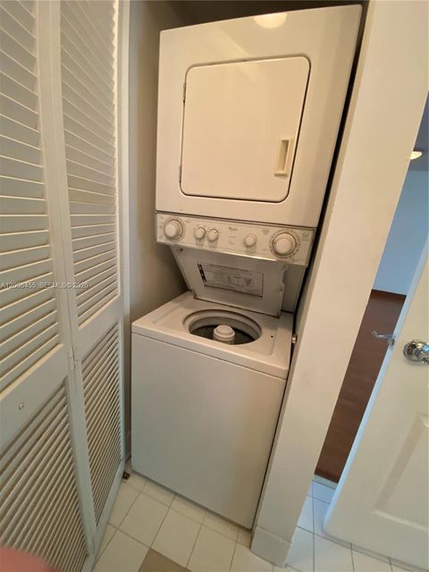 Tiny photo for 1200 Brickell Bay Dr #1914, Miami, FL 33131 (MLS # A12006455)