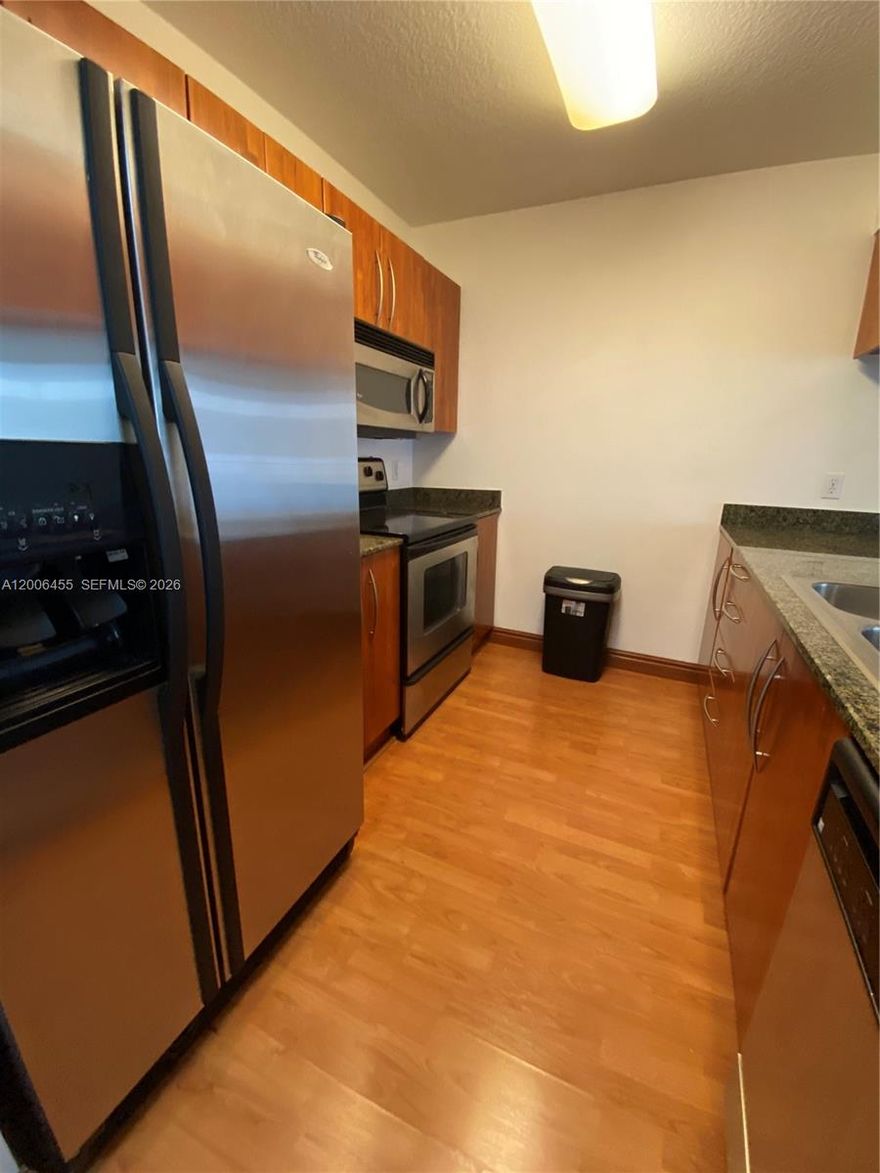 Investor-friendly opportunity in the heart of Brickell! This 1-bedroom, 1-bath residence at The Club at Brickell Bay offers a bright and functional layout with modern laminate flooring and sleek stainless steel appliances. Ideal for end-users or investors, the building permits daily short-term rentals—making it a rare find with strong income potential. Enjoy an unbeatable location just steps from Brickell City Centre, top dining, shopping, and the waterfront. Perfect as a vacation getaway or high-performing rental property.