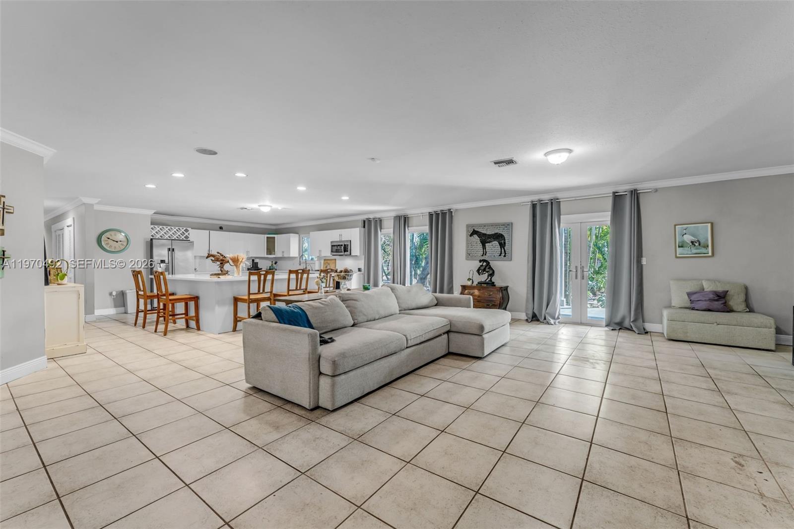 REDLAND 2.5 AC FARMHOUSE - Residential