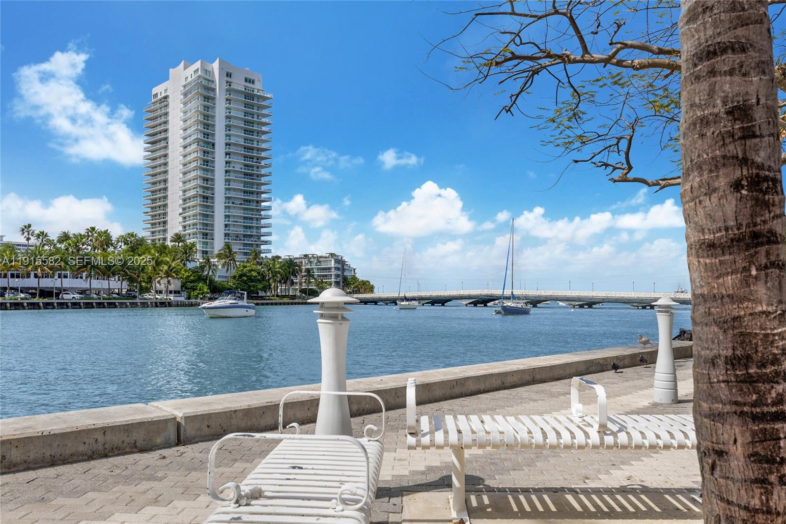 LINCOLN BAY TOWERS CONDO - Residential