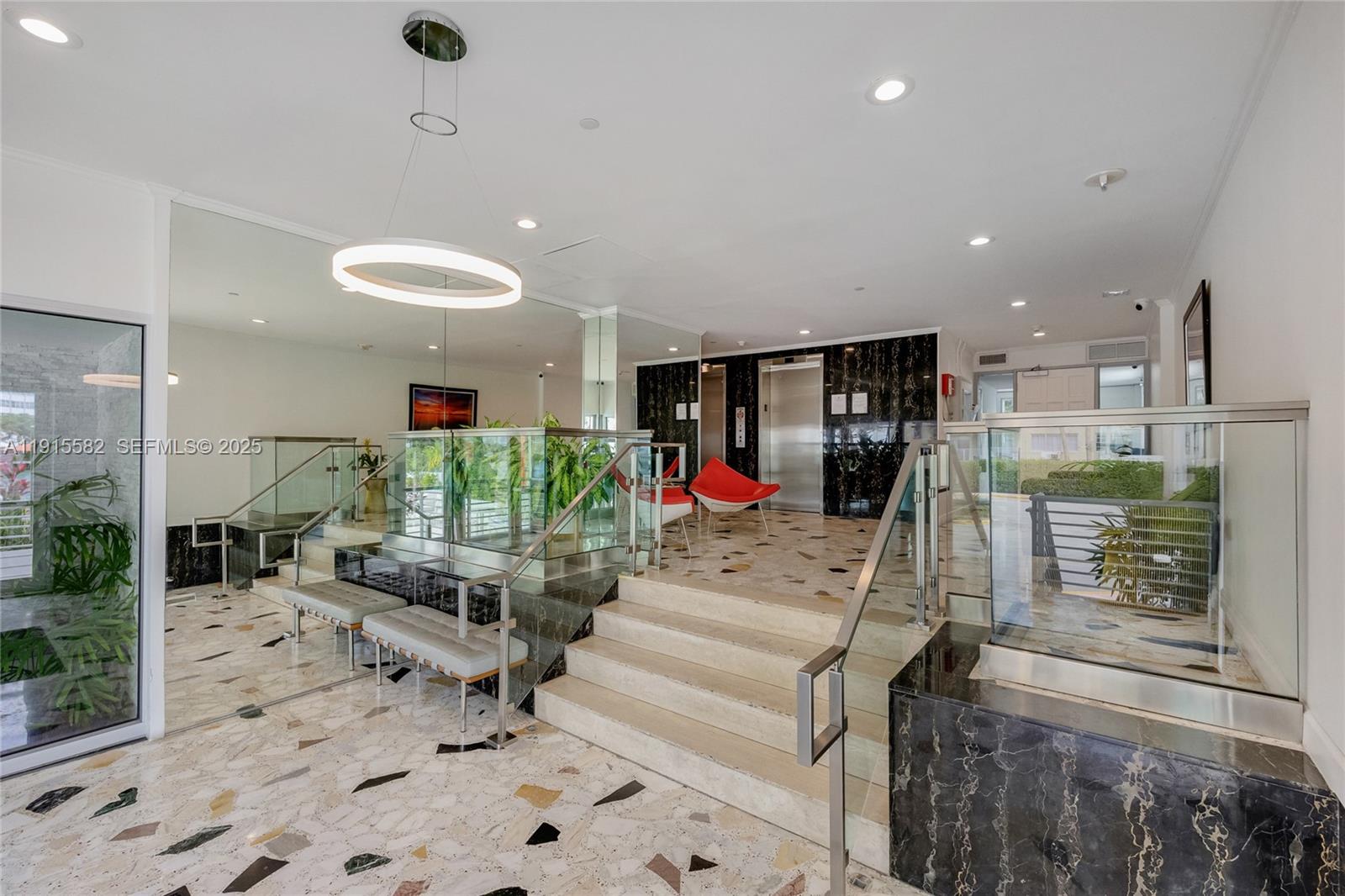 LINCOLN BAY TOWERS CONDO - Residential