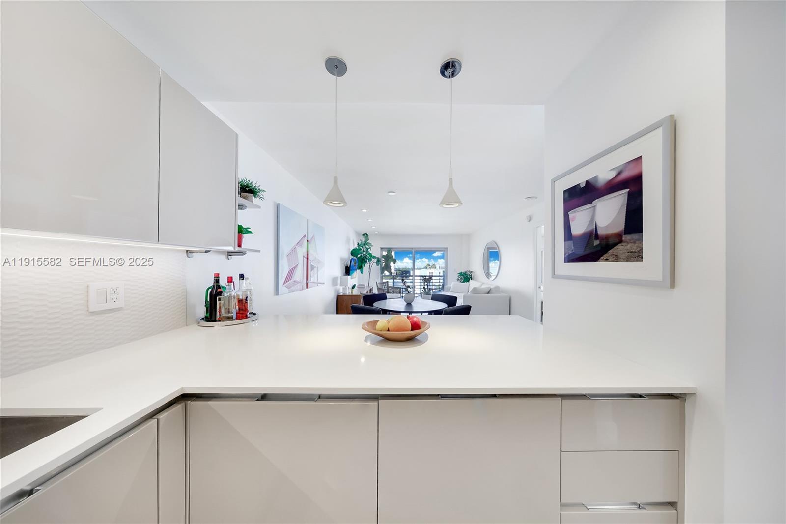 LINCOLN BAY TOWERS CONDO - Residential