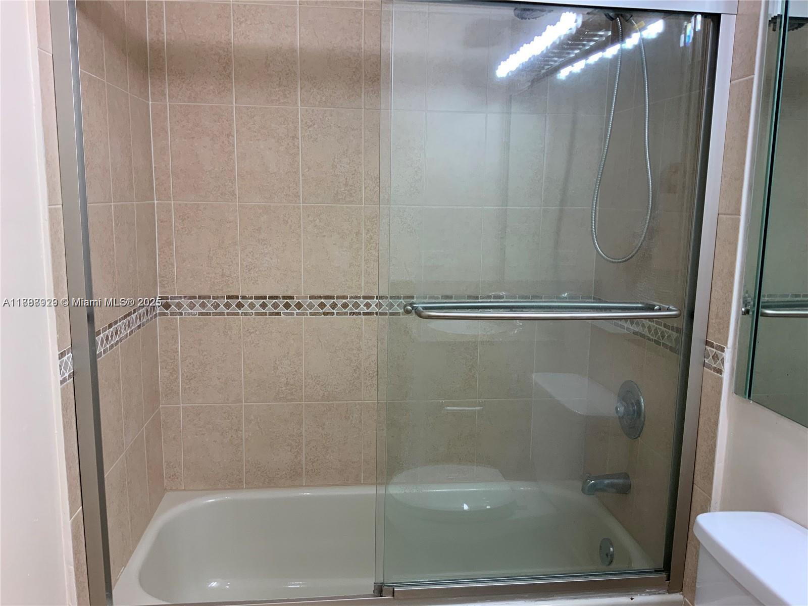 LAS VISTAS AT DORAL CONDO - Residential Lease