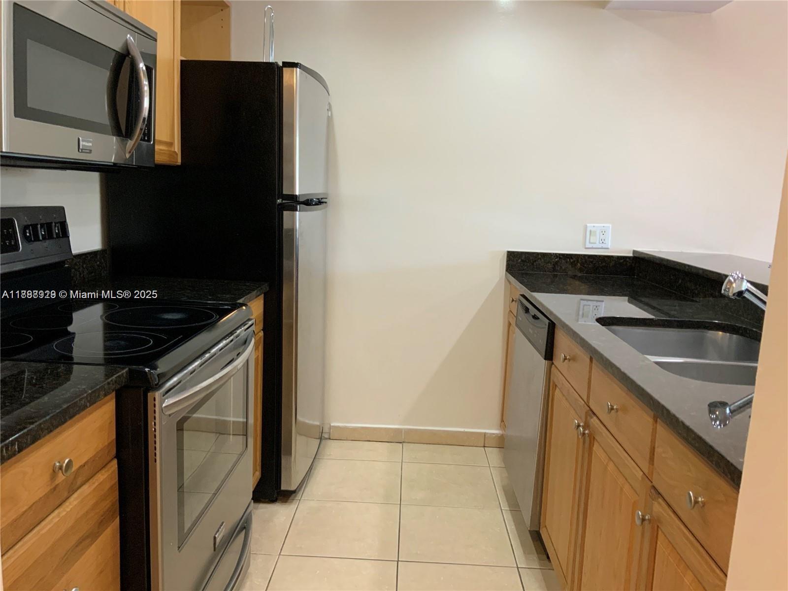 LAS VISTAS AT DORAL CONDO - Residential Lease