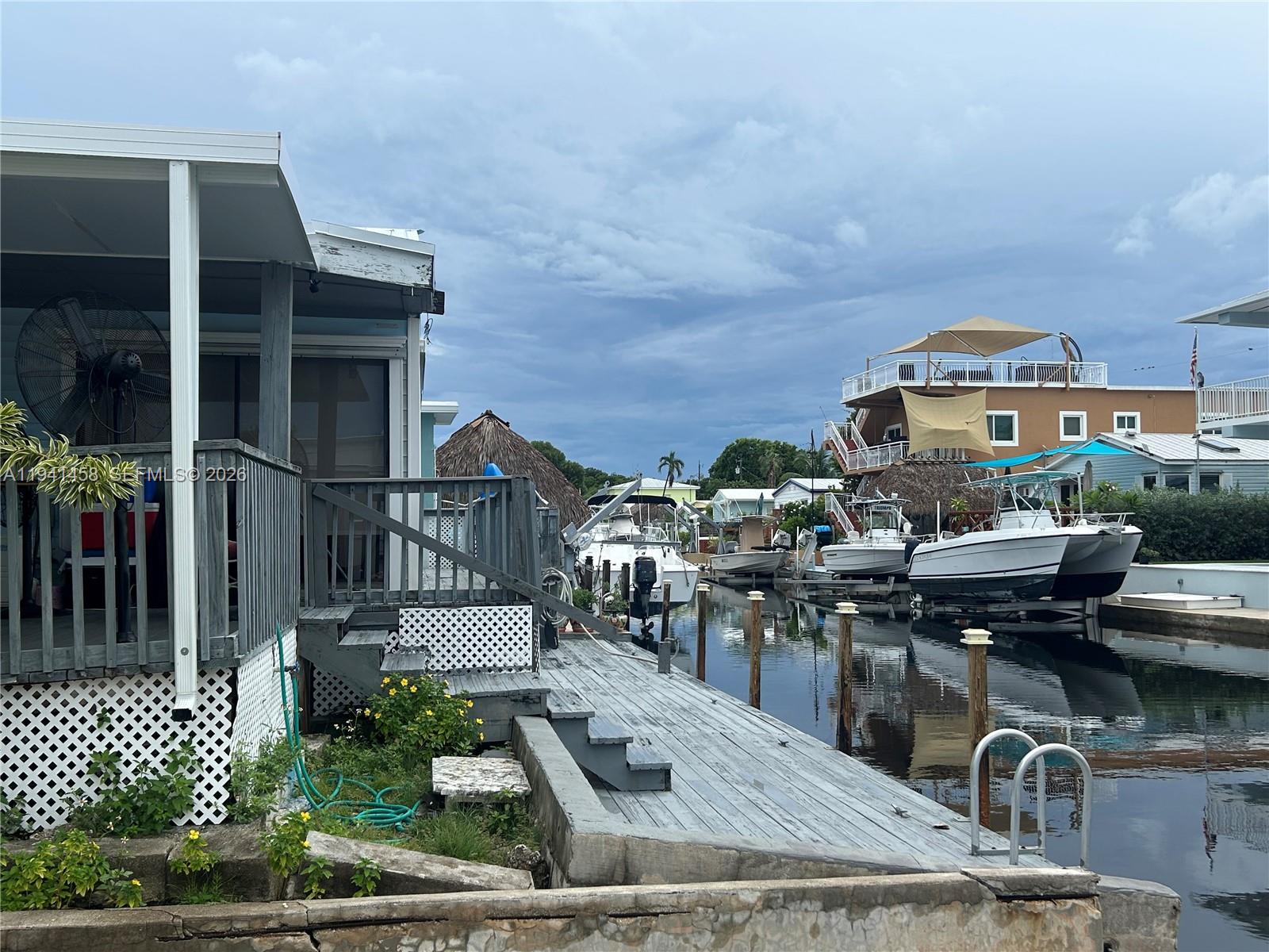 KEY LARGO TRAILER VILLAGE - Residential