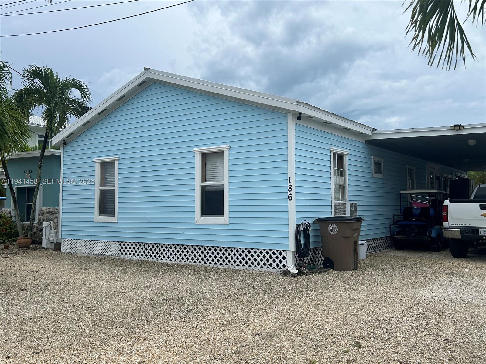 KEY LARGO TRAILER VILLAGE - Residential