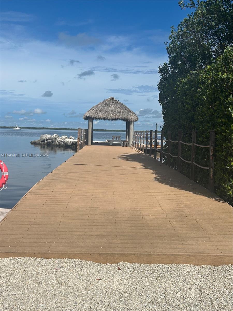 KEY LARGO TRAILER VILLAGE - Residential