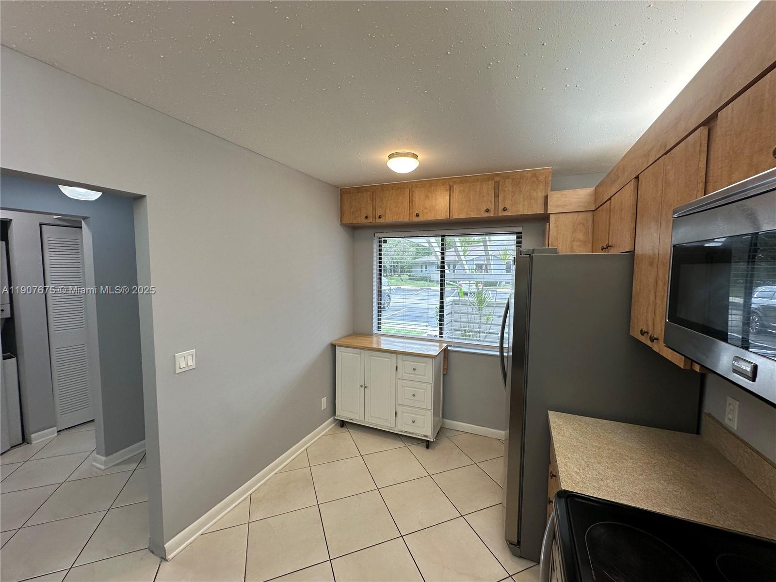 VILLAS OF BONAVENTURE AT - Residential Lease