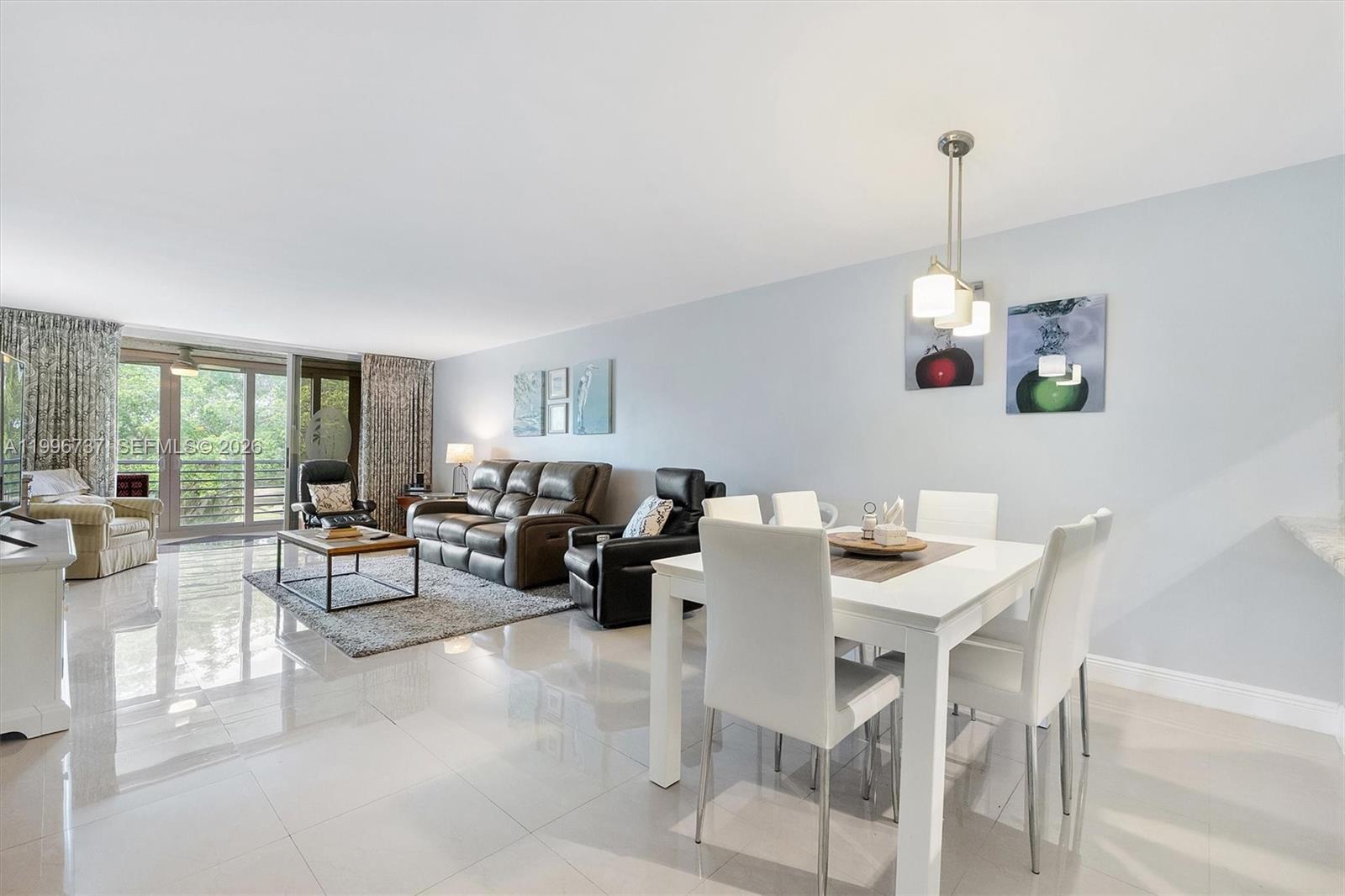 NO 115 PALM-AIRE COUNTRY - Residential