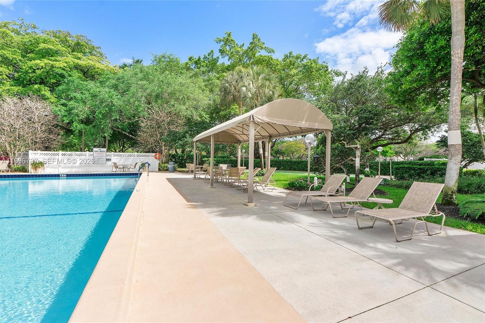 NO 115 PALM-AIRE COUNTRY - Residential