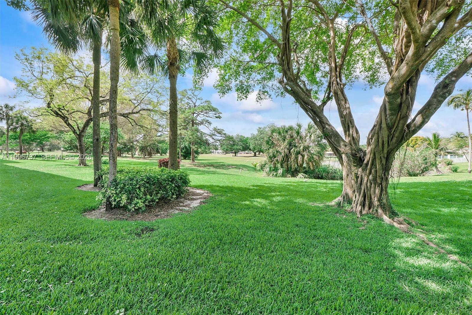 NO 115 PALM-AIRE COUNTRY - Residential