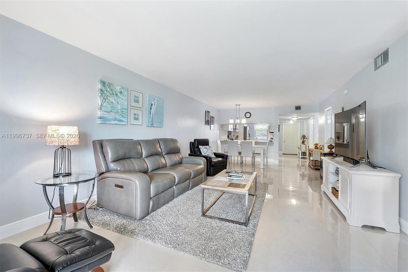 NO 115 PALM-AIRE COUNTRY - Residential