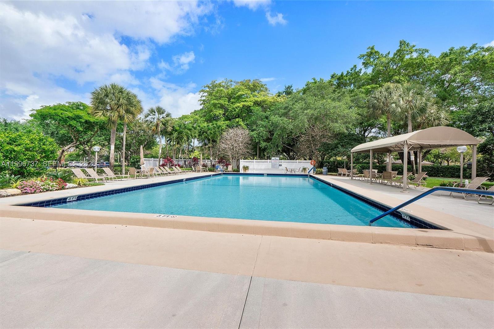 NO 115 PALM-AIRE COUNTRY - Residential