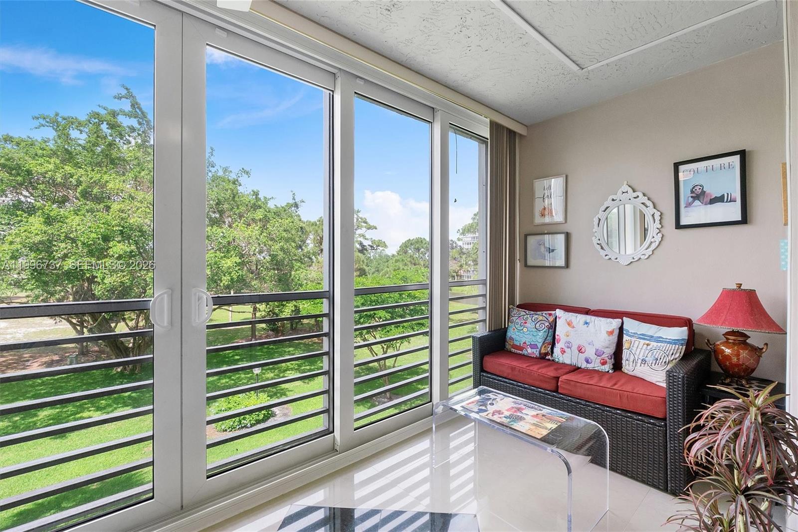 NO 115 PALM-AIRE COUNTRY - Residential