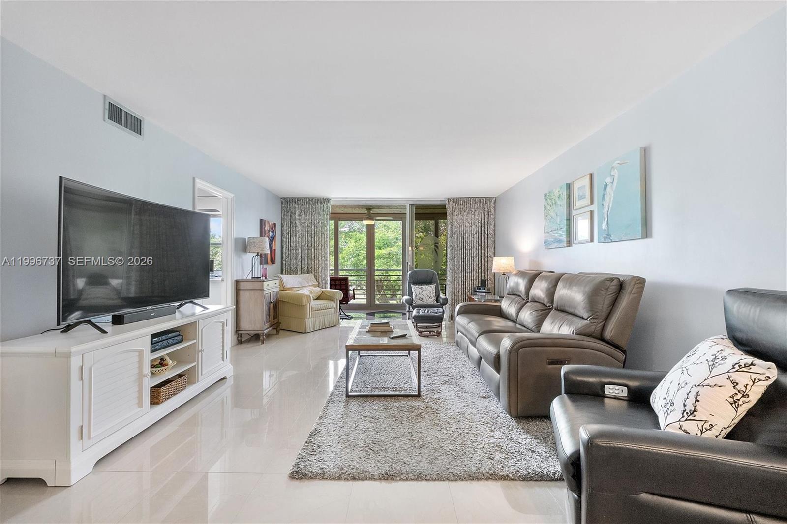 NO 115 PALM-AIRE COUNTRY - Residential