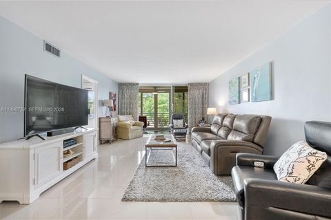 Photo of 3503 Oaks Way #308, Pompano Beach, FL 33069 (MLS # A11996737)