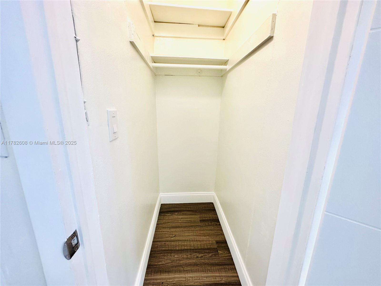 EASTERN SHORES 2ND ADDN - Residential