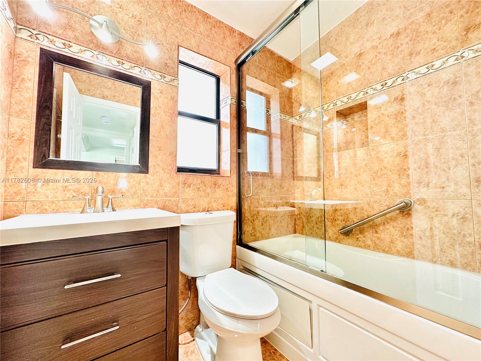 EASTERN SHORES 2ND ADDN - Residential