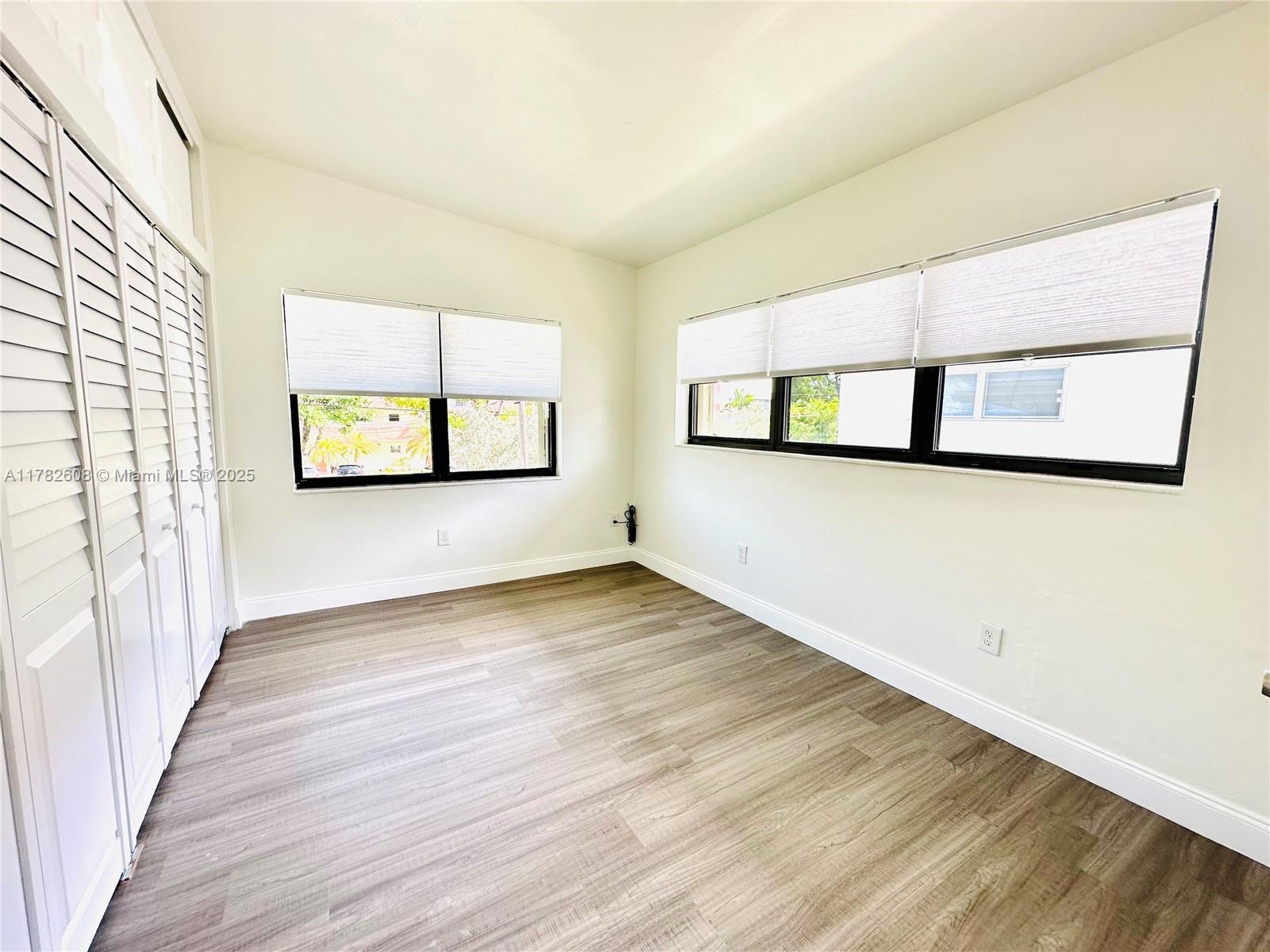 EASTERN SHORES 2ND ADDN - Residential