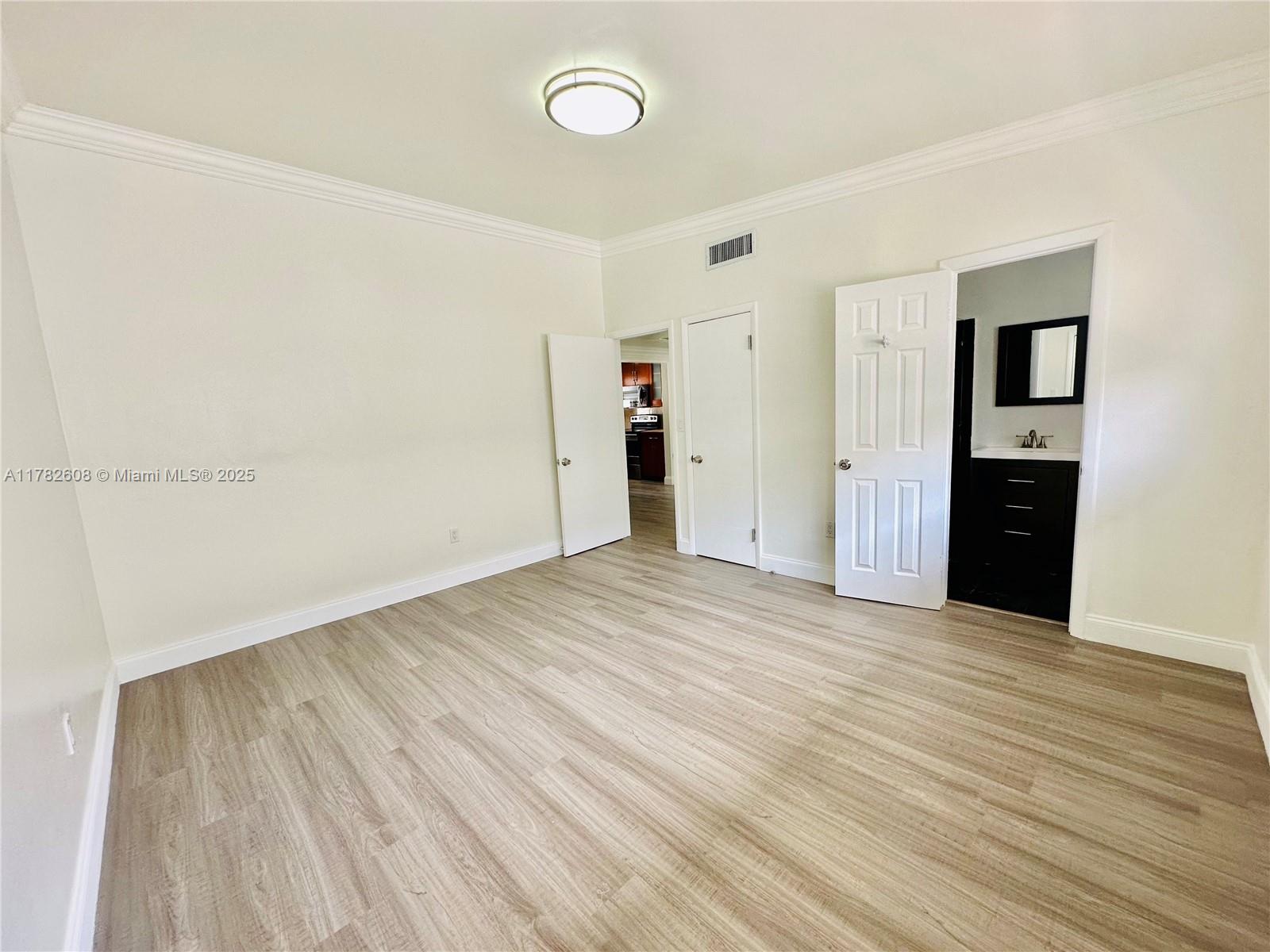 EASTERN SHORES 2ND ADDN - Residential