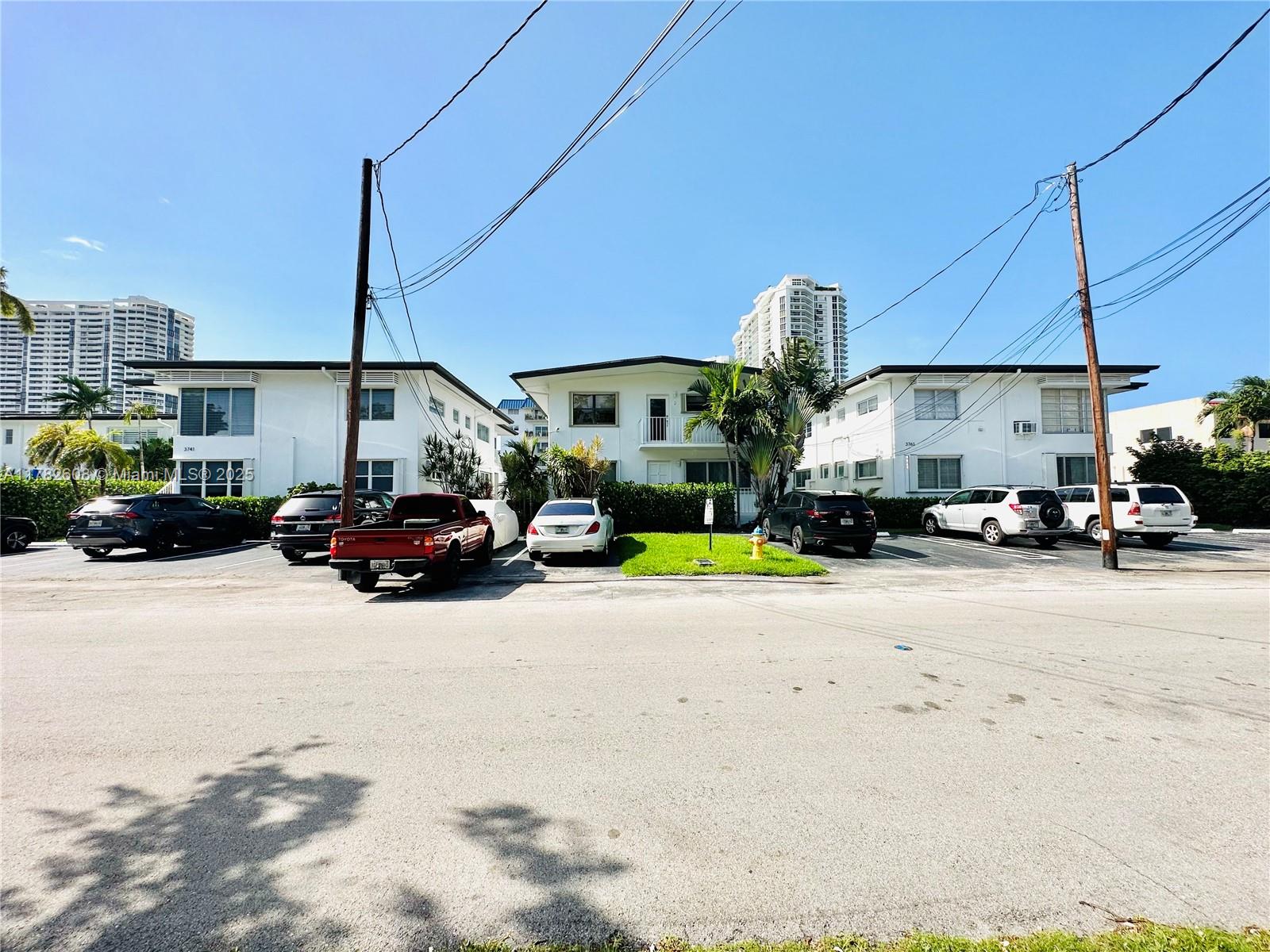 EASTERN SHORES 2ND ADDN - Residential