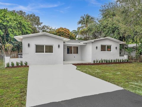 255 NE 164th St Miami FL 33162