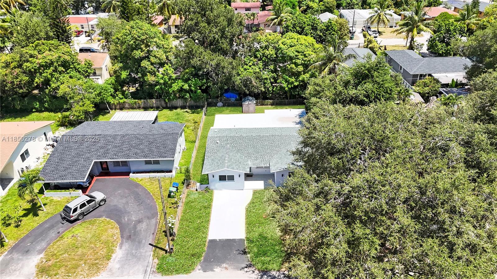 255 NE 164th St