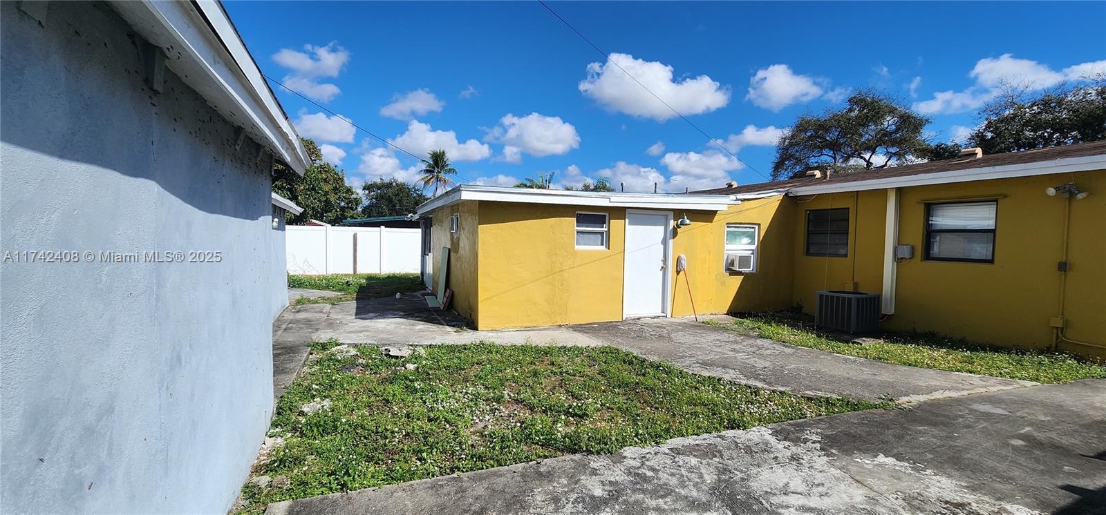 BOULEVARD ESTATES - Residential
