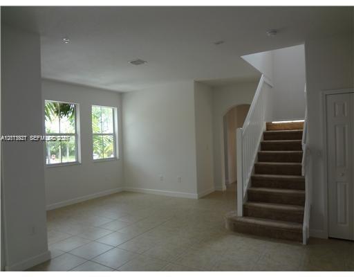 10012 NW 7th St 216