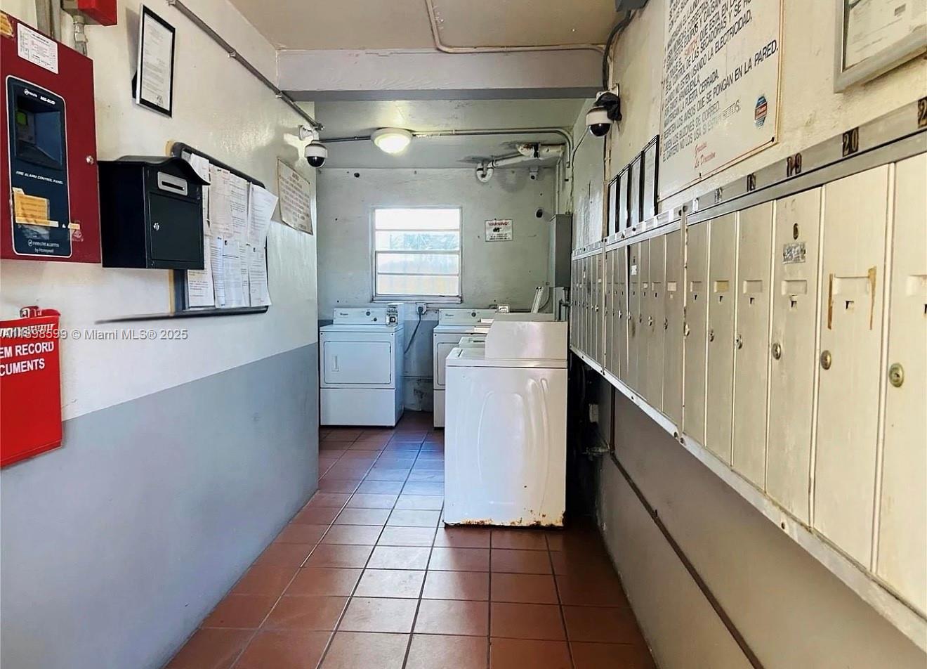 GARDEN VILLAS CONDO - Residential Lease