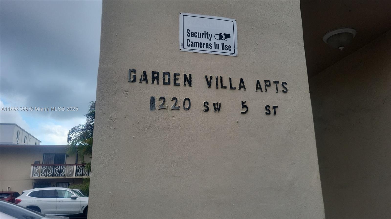GARDEN VILLAS CONDO - Residential Lease