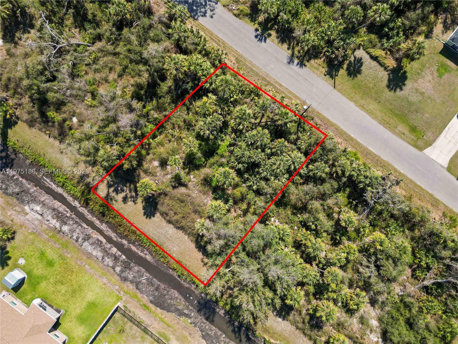 Port Charlotte Sub 30 - Land