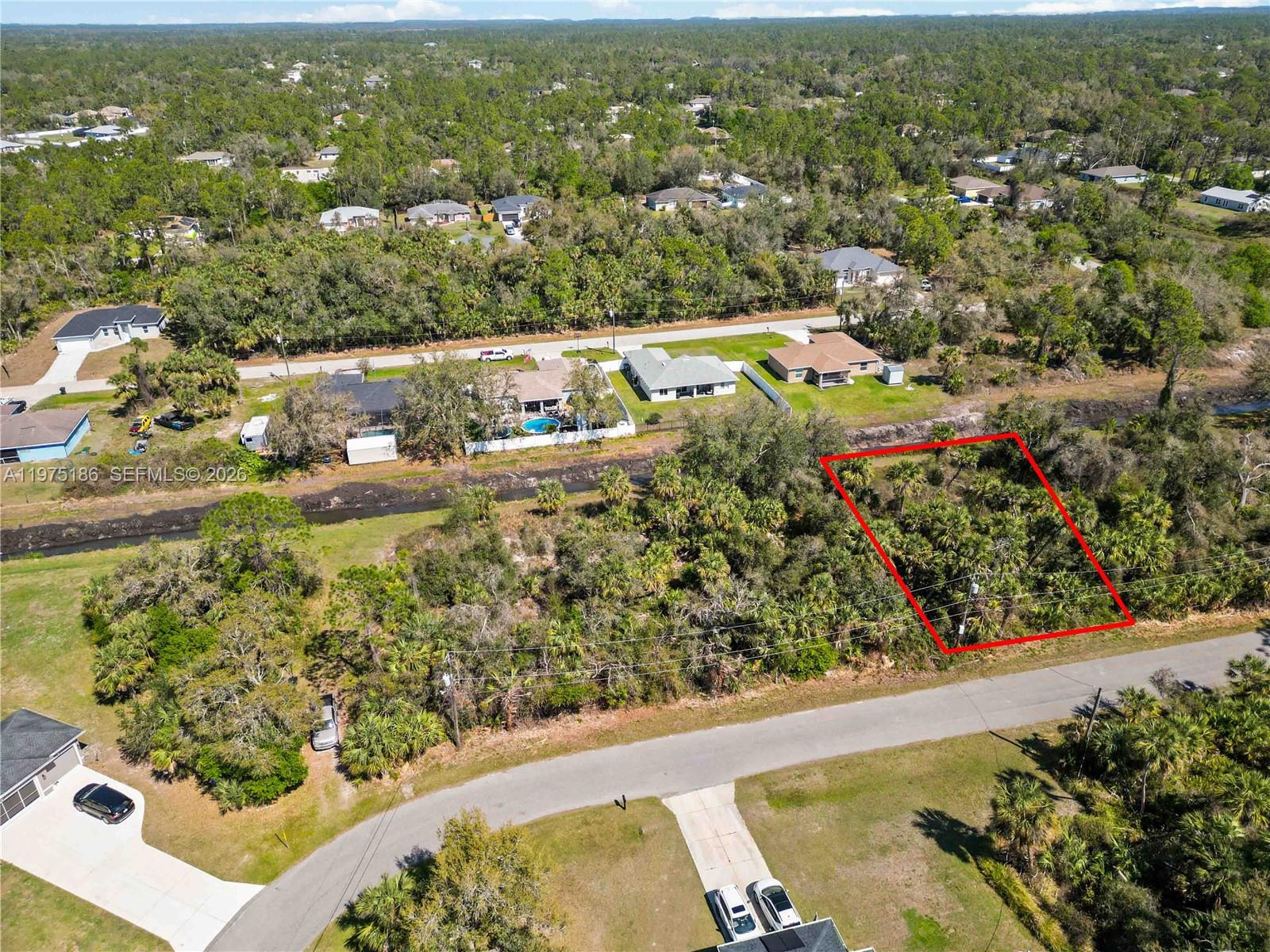 Port Charlotte Sub 30 - Land