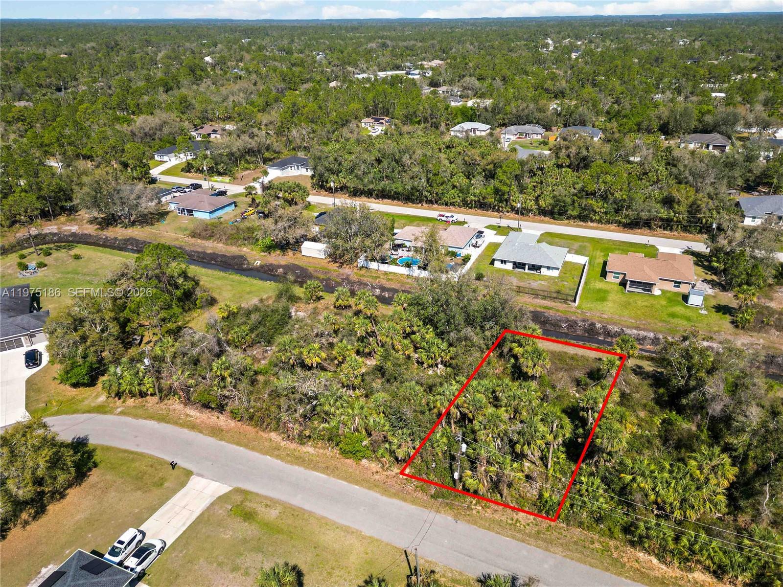 Port Charlotte Sub 30 - Land