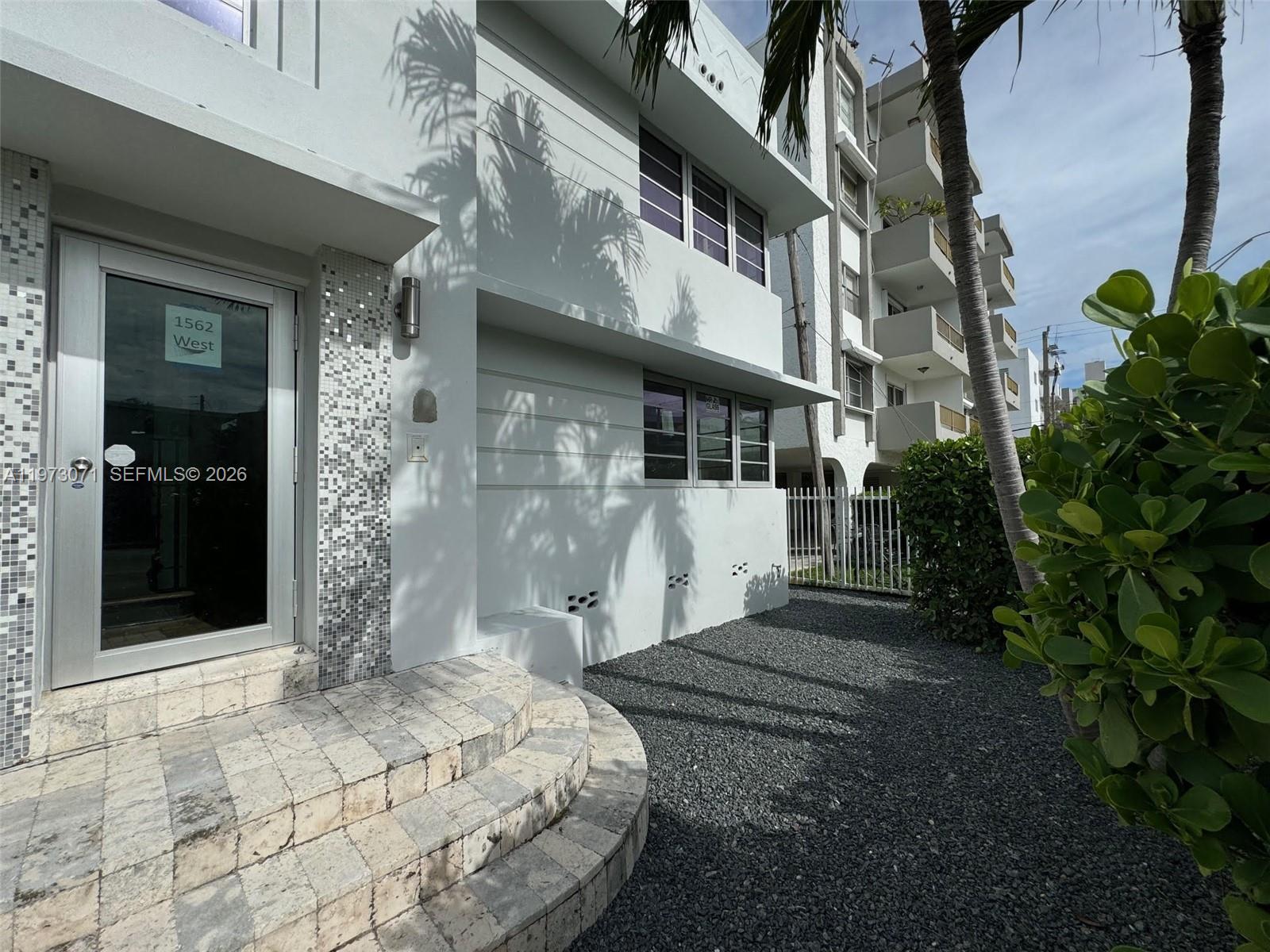 ALTON BEACH BAY FRONT RE- - Residential Lease