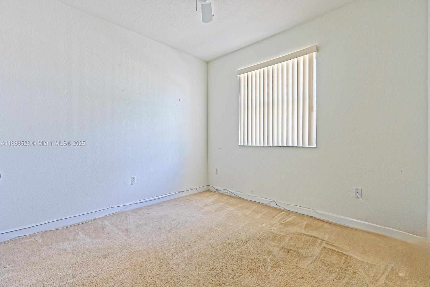 FLORIDIAN ISLES SOUTH - Residential