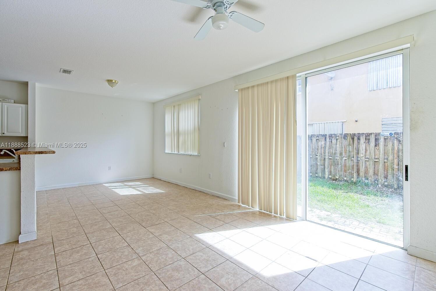 FLORIDIAN ISLES SOUTH - Residential