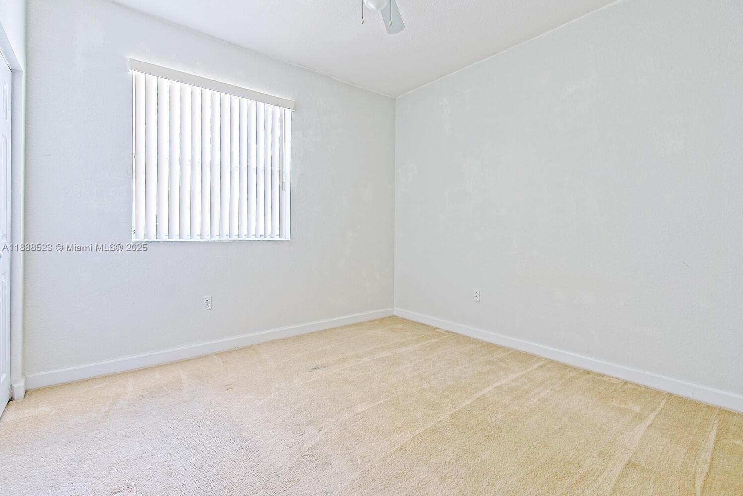 FLORIDIAN ISLES SOUTH - Residential