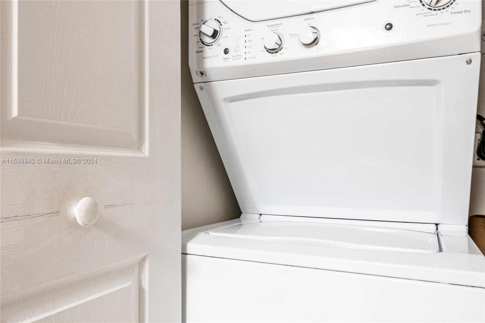 CORAL POINTE CONDO - Residential