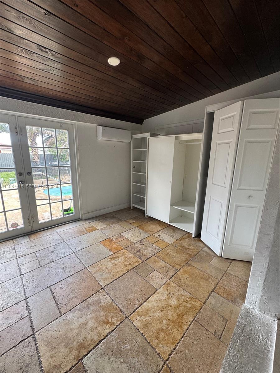 LOGAN CREST REV PL - Residential Lease