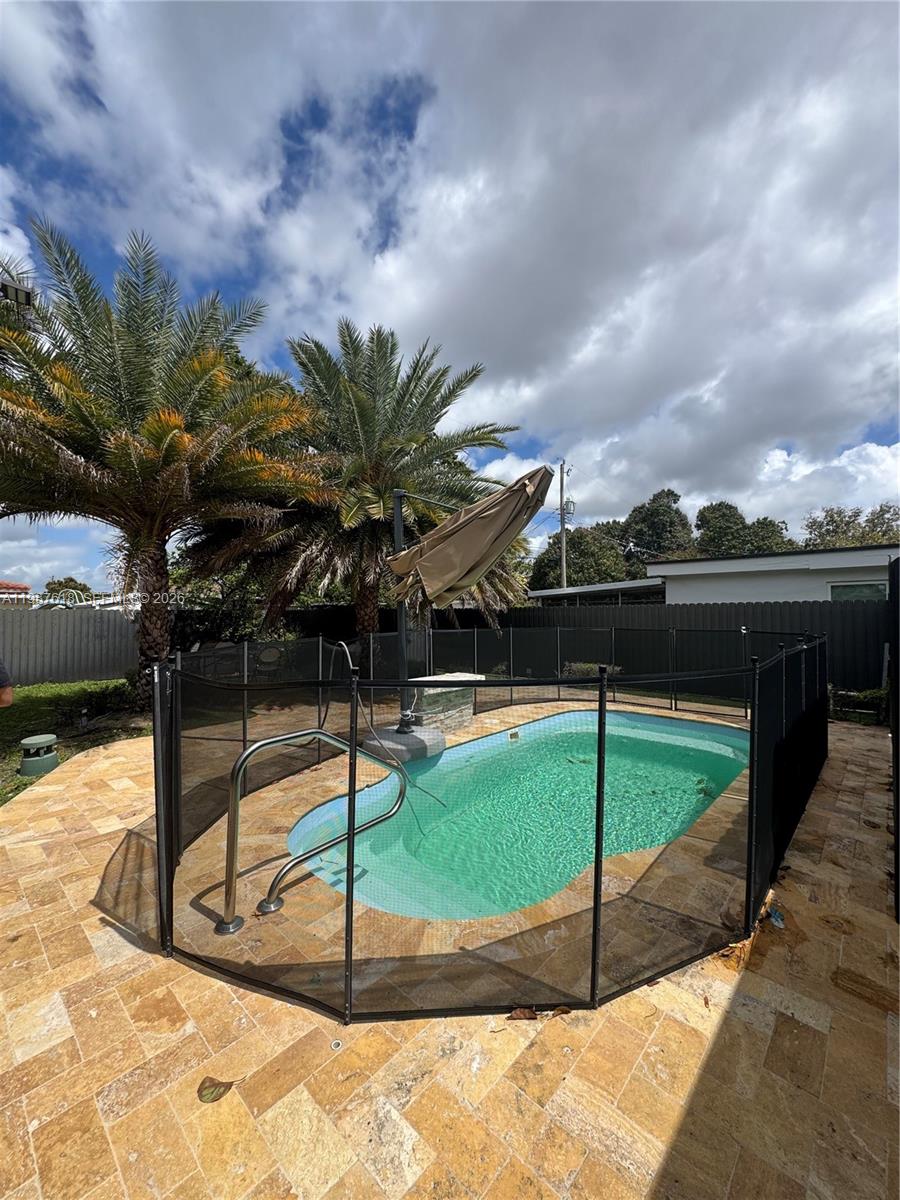 LOGAN CREST REV PL - Residential Lease