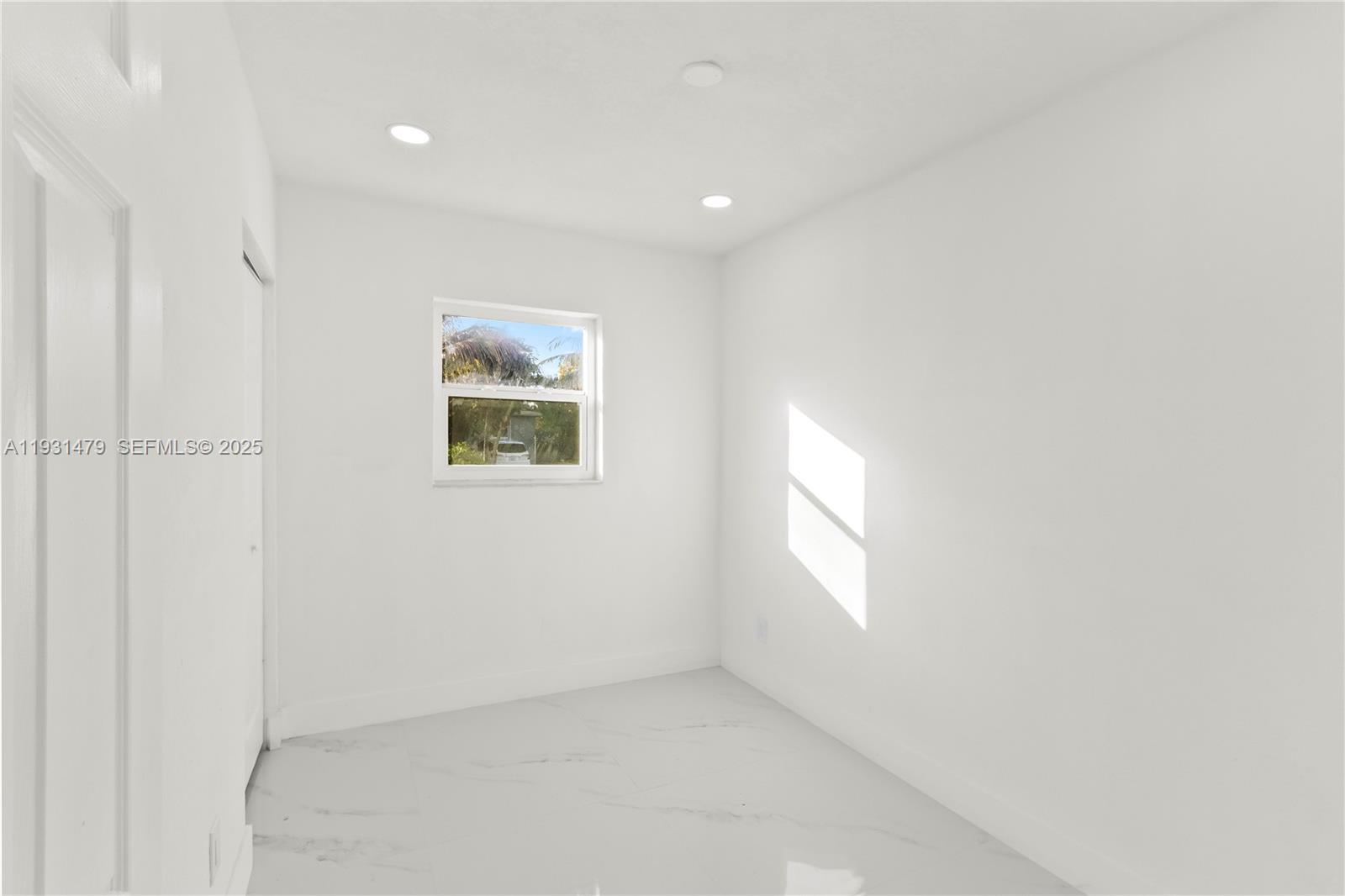 LAKE FOREST SEC 4 - Residential