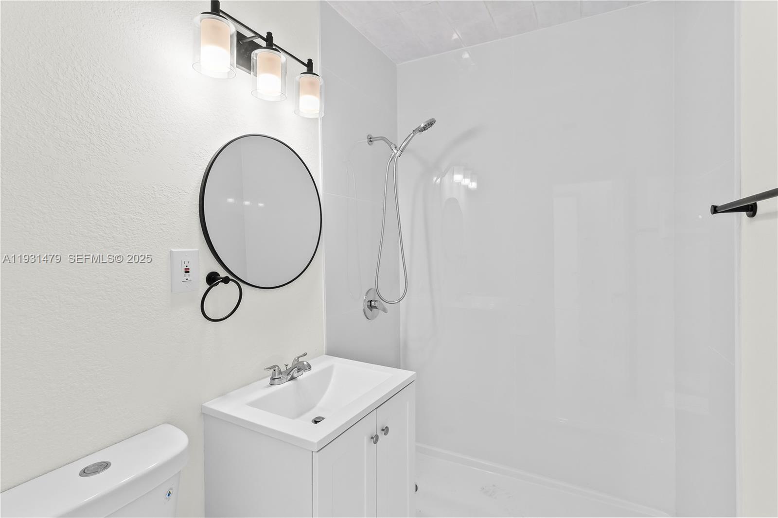 LAKE FOREST SEC 4 - Residential