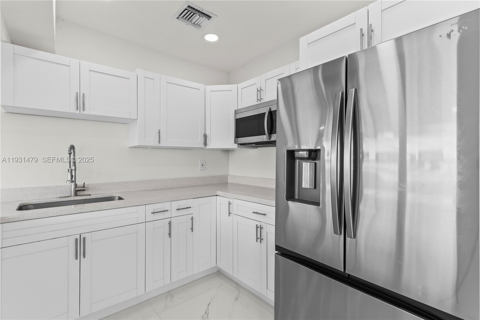 LAKE FOREST SEC 4 - Residential