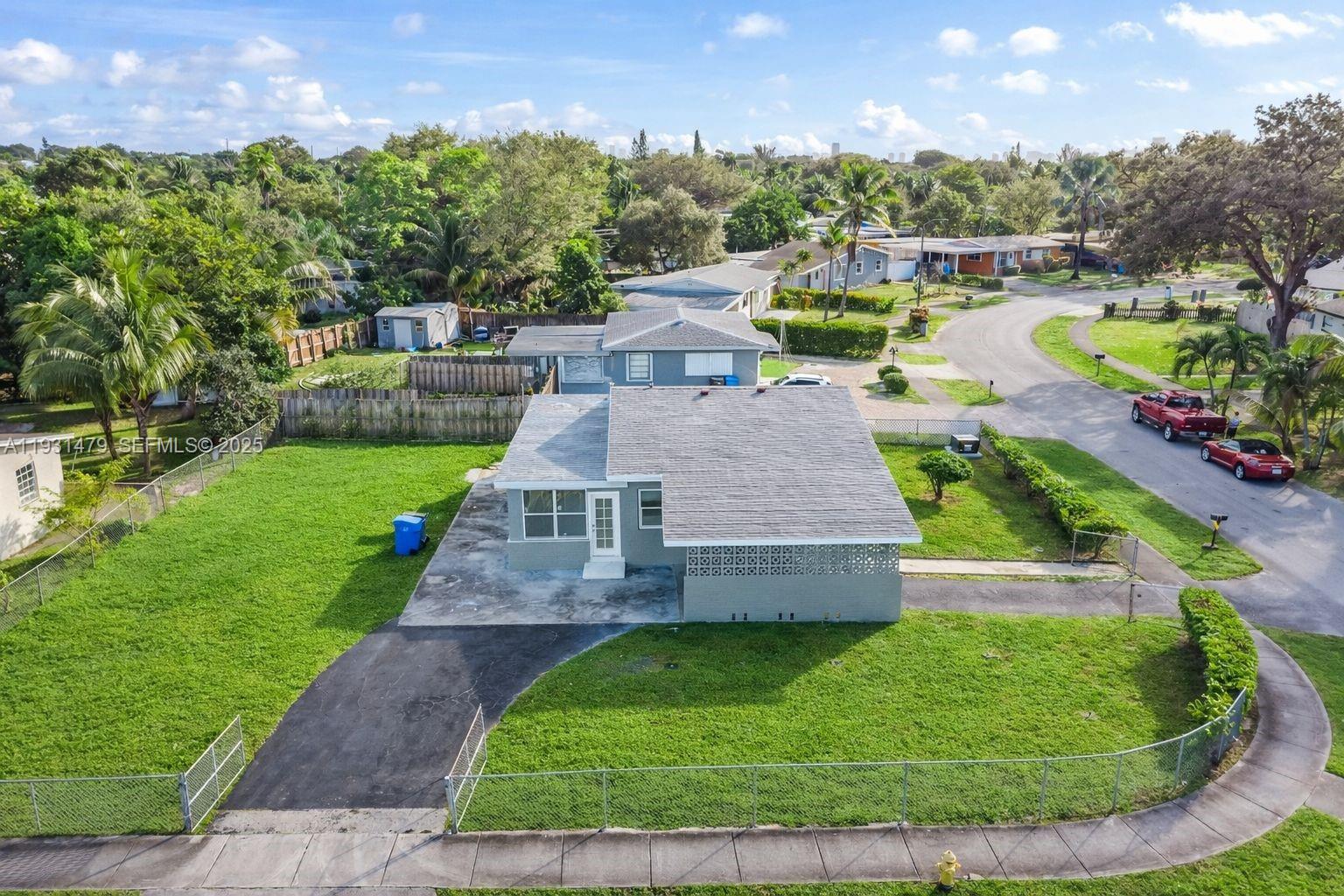 LAKE FOREST SEC 4 - Residential